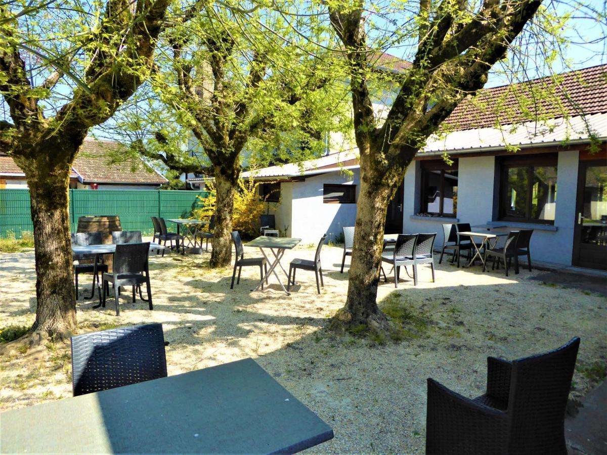 Auberge De La Paillere Lavours المظهر الخارجي الصورة